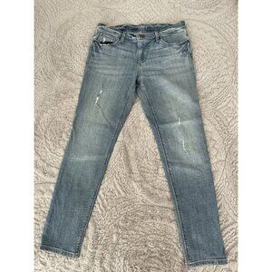 LOFT Women’s Relaxed Skinny Jeans Size 27/4P Petite Medium Wash Distressed Denim